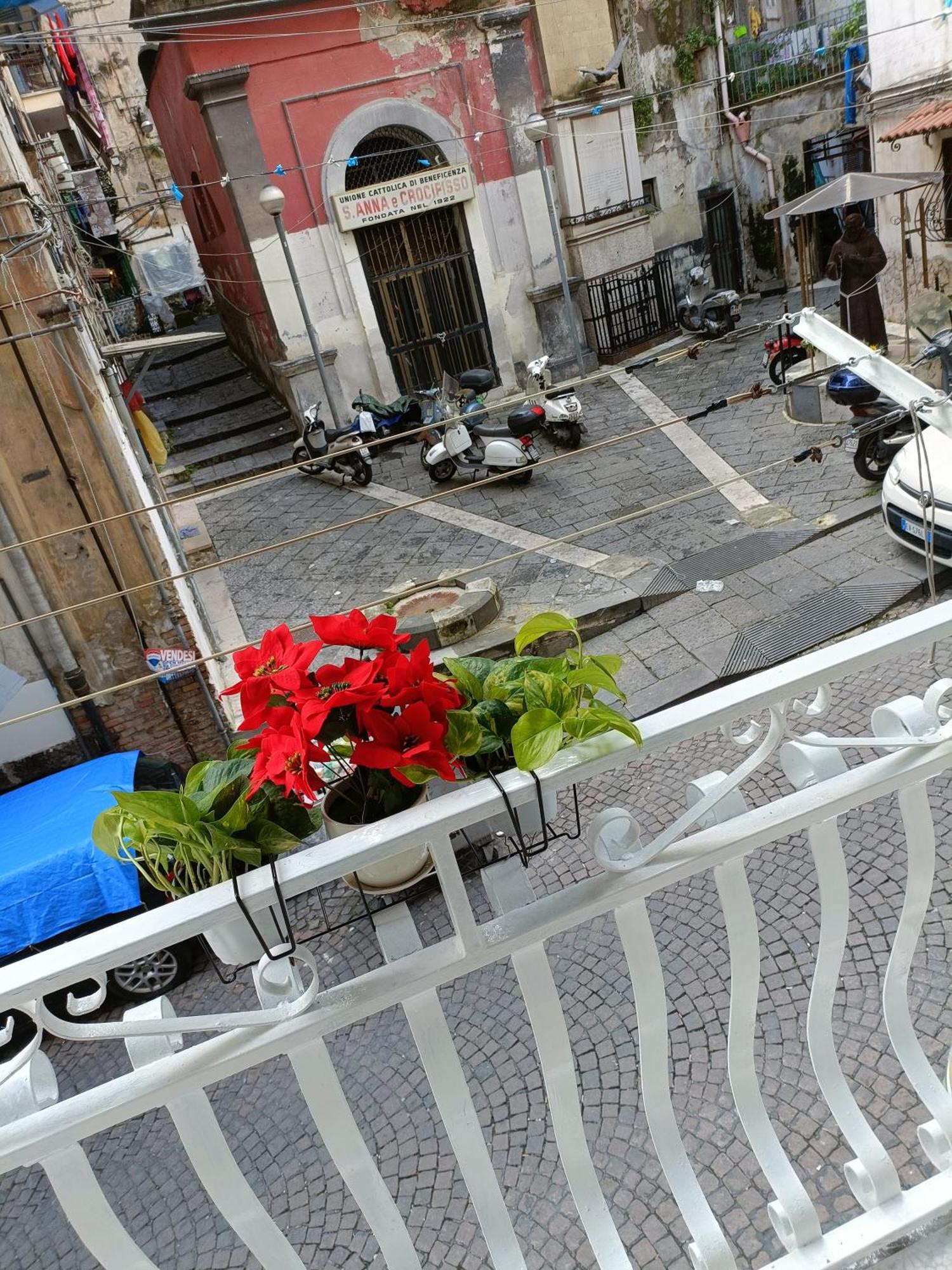 Domus Dante Al Balconcino Apartment